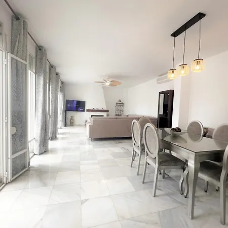 Villa Malibu Close To Puerto Banus By