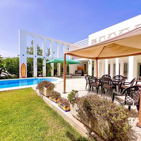 Villa Malibu Close To Puerto Banus By