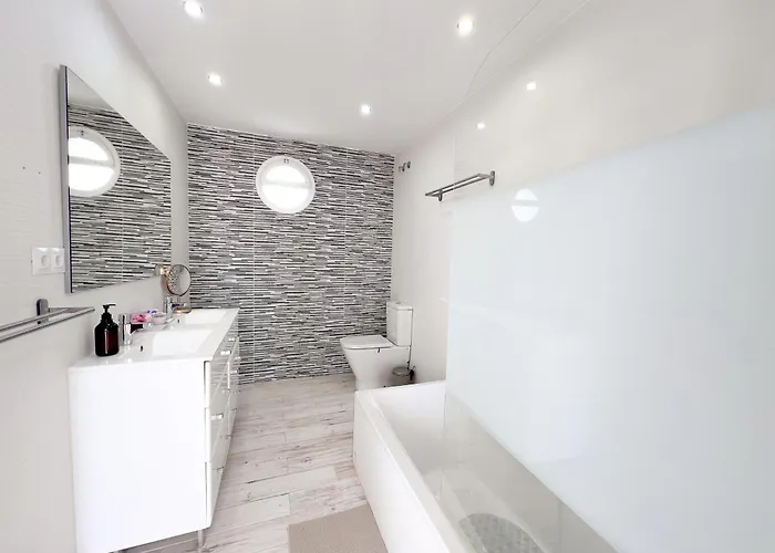 Malibu Close To Puerto Banus By Villa Marbella