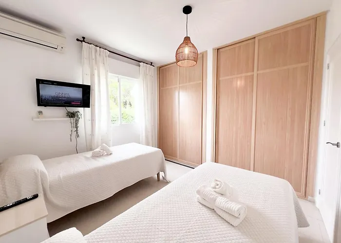 Malibu Close To Puerto Banus By Villa *