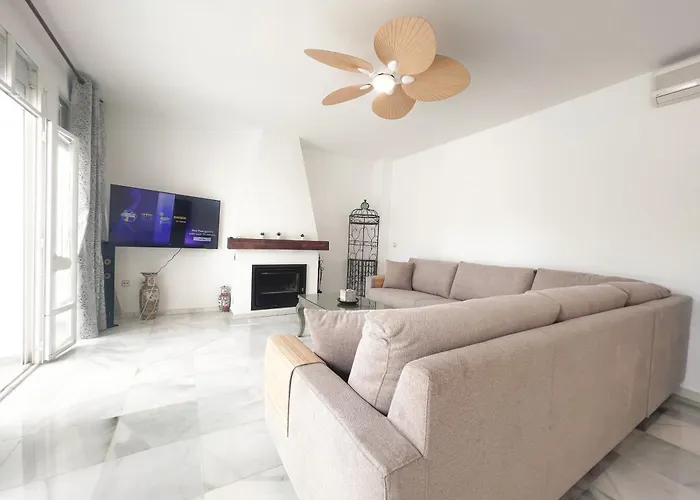Villa Malibu Close To Puerto Banus By *